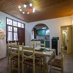 La Casina Di Anna Apartment